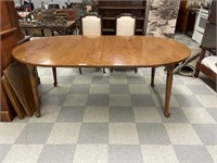 Solid Maple Dining Table w/ 2 Leaves