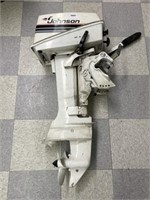 Johnson 6hp Outboard Motor with Gas Tank