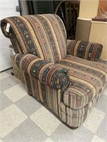 King Hickory Modern Upsholstered Arm Chair