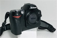 Nikon D70 Digital SLR. No lens. Strap, battery