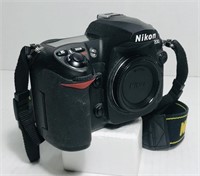 Nikon D200 10.2 megapixel digital SLR. No lens.