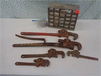 5 Pipe Wrenches and Bolt Caddy