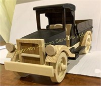 Collectable Wooden Hand Crafted Truck...