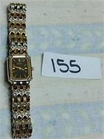 WOMAN SEIKO WATCH GREAT CONDITION NEEDS BATTERY