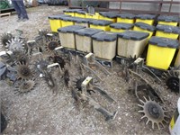 16-Row Cleaners for JD 7200 Row Cleaners
