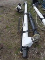 Market 15ft Poly Auger for Wagon