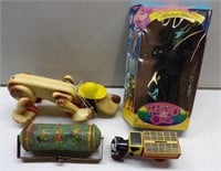 Pull & Push Toy, Cola Bank, Wizard of Oz Doll