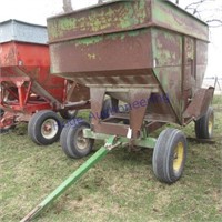 UFT gravity wagon on JD 1065 gear