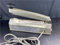 Vintage Tew Impulse Sealer TISH-200