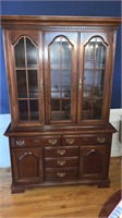 Dixie Furniture Co. China Cabinet