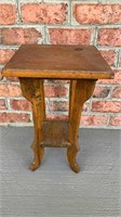 Short Accent Table