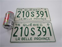 2 plaques Québec vintage 1975