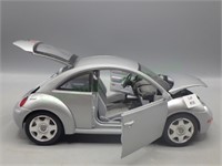 Die-cast 1998 Volkswagen Beetle by Burago!