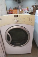 GE  Electric Dryer Doesn't Look New But Works