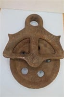 Antique Cast Iron Barn Pulley Collins / Beardsley