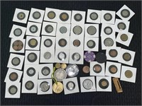 LARGE LOT OF GAMING TOKENS, FOREIGN COINS & MORE