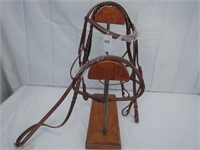 HDR BRIDLE-OVERSIZE, PADDED W/FANCY STITCHING COLO