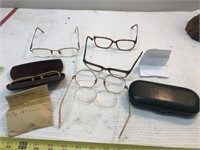 Vintage eye glasses & cases
