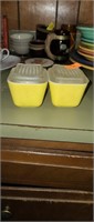 Pyrex Banana Yellow Refrigerator Dishes w/lids