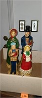 Christmas Carolers Figurines