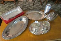Lot- Silverplated serving pieces - 7 pcs