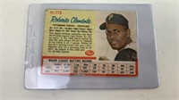 1962 Post Cereal Roberto Clemente Baseball Card