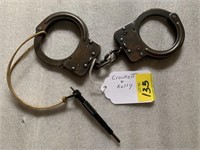 Crockett & Kelly Handcuffs