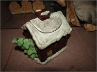 Boyds Home Ceramic Log Cabin Tea Kettle
