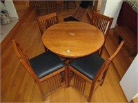 Oak Round Table with Set of 4 Chairs