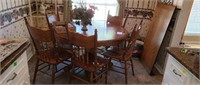 Oak Kitchen table With Leave 6 chairs