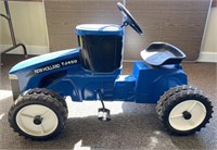 New Holland TJ 450 Pedal Tractor w/ Duals