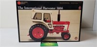Case IH International 1446 Harvester, NIB, Ertl,