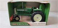 Oliver 1555 Tractor, NIB, Ertl, 1993