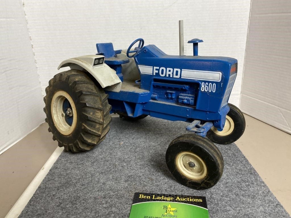 Pedal & Toy Tractor Auction - R. Gardner Collection