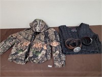 Camo jacket, jacket liner, belts