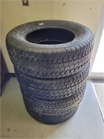 275/65 R18 Good Year Wrangler tires