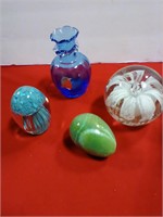 Paper weights , vase ,egg