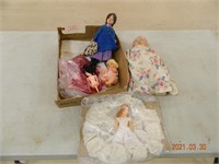 Assorted antique dolls