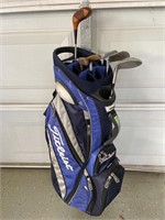 Titleist Bag with Assorted Clubs