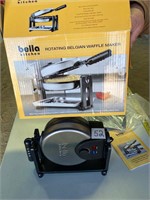 New Bella Kitchen Waffle Maker