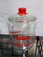 Tom's roasted peanut jar with lid