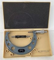 Mitutoyo 4-5” micrometer w/ case Complete Clean