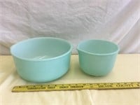 2 MCM Mid Century Glasbake Mixing Bowls turquoise