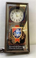 * Old Style lighted Clock  Works  22x11x4
