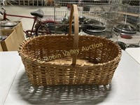 LARGE BASKET WITH HANDLE