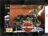 Harley Davidson Motorcycle 1:18 scale