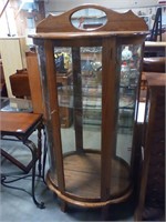 Bow front curio cabinet missing 2 shelves