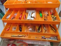 Rebel 635 Tackle Box Full of Lures Hooks Weights &