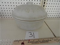 Vintage stone ware crock bowl w/lid-10"