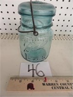 Vintage Ball Ideal-1 pint jar w/glass lid & bail